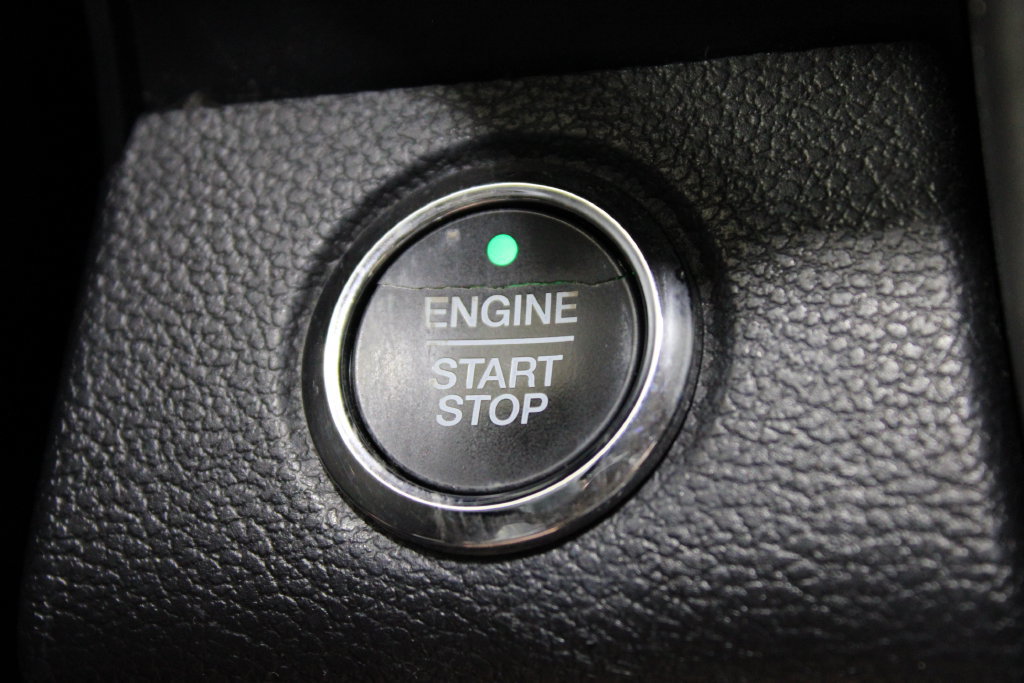 Used 2018 Ford Expedition XLT w/ Equipment Group 202A RWD image 12