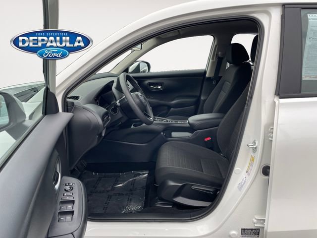 Used 2023 Honda HR-V LX image 11