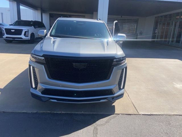 Used 2023 Cadillac Escalade V w/ Heavy-Duty Trailer Package image 18