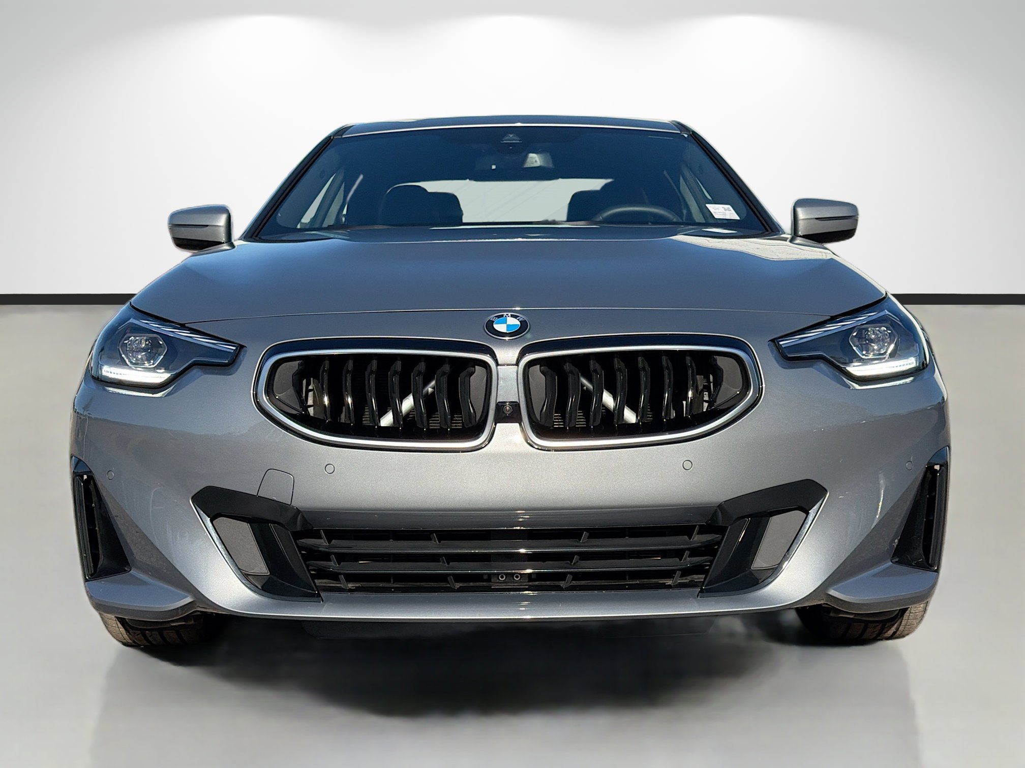 Used 2025 BMW 230i Coupe w/ Parking Assistance Package RWD image 8