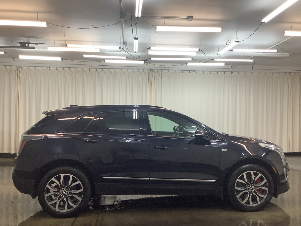 Used 2022 Cadillac XT5 Sportv w/ Platinum Package AWD/4WD image 5