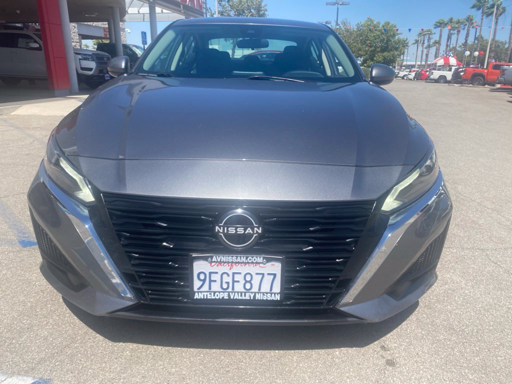 Certified 2023 Nissan Altima 2.5 SV FWD image 2