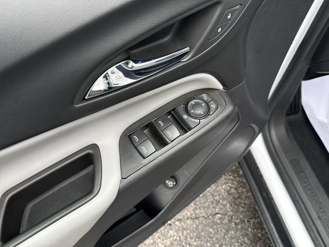 Used 2022 Chevrolet Equinox LT FWD image 17
