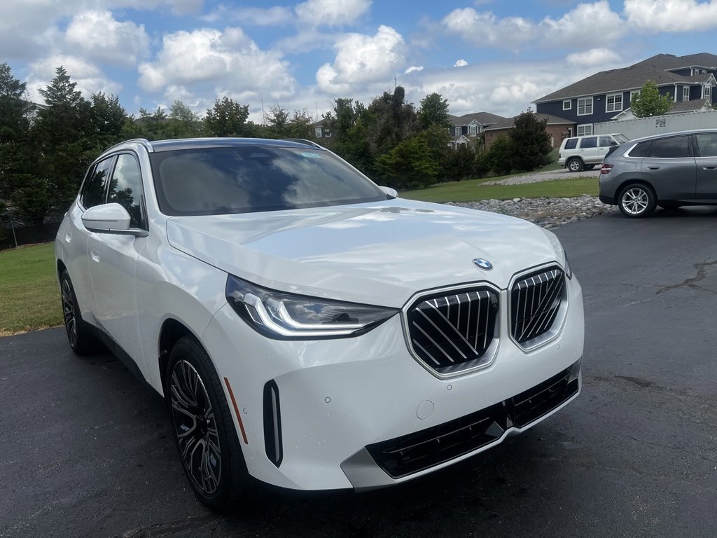 New 2025 BMW X3 xDrive30i image 3