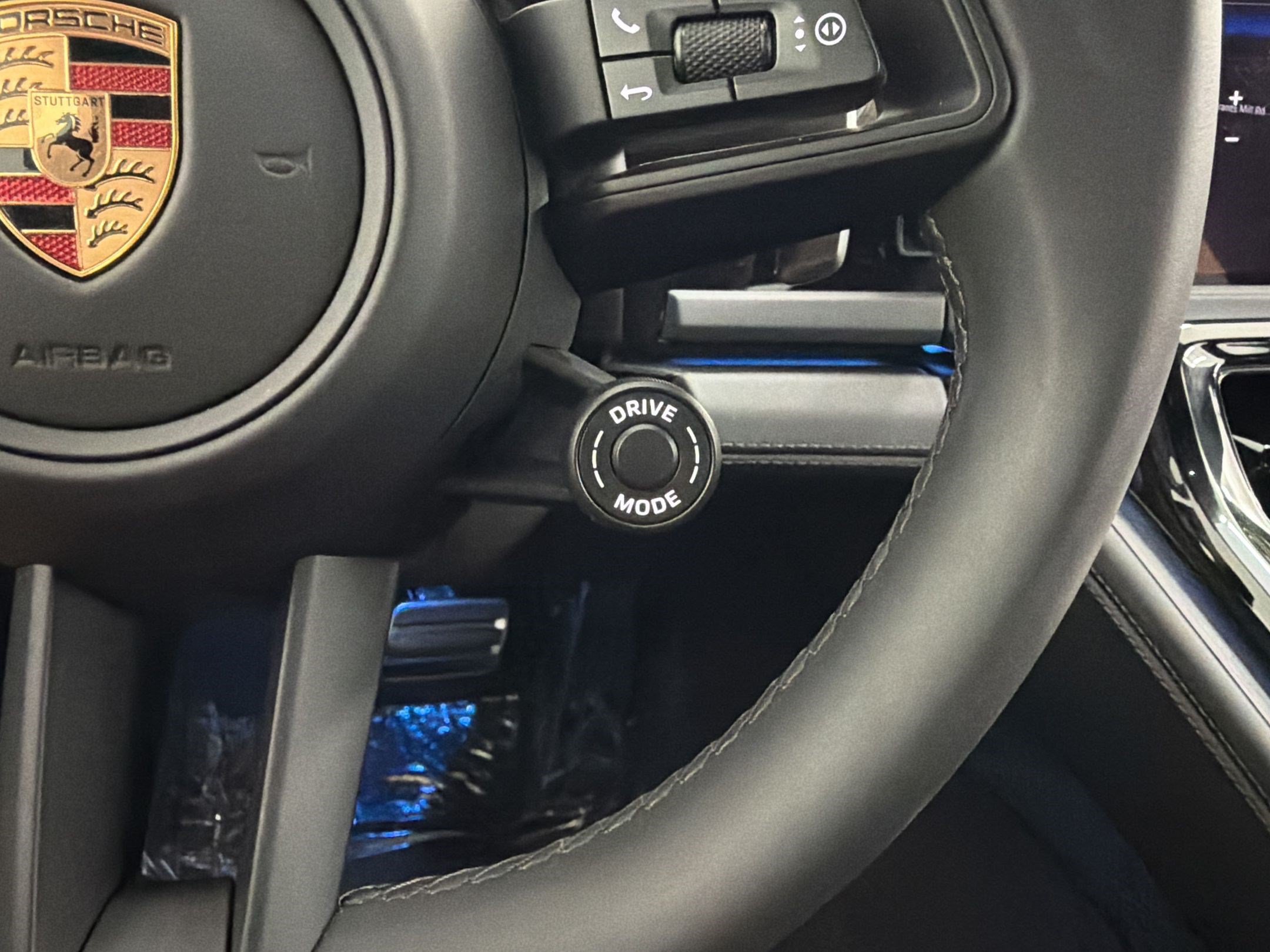New 2026 Porsche Panamera image 19