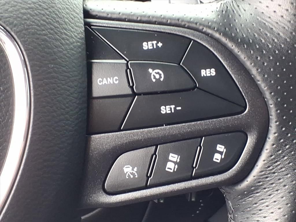 Certified 2023 Dodge Durango R/T image 11