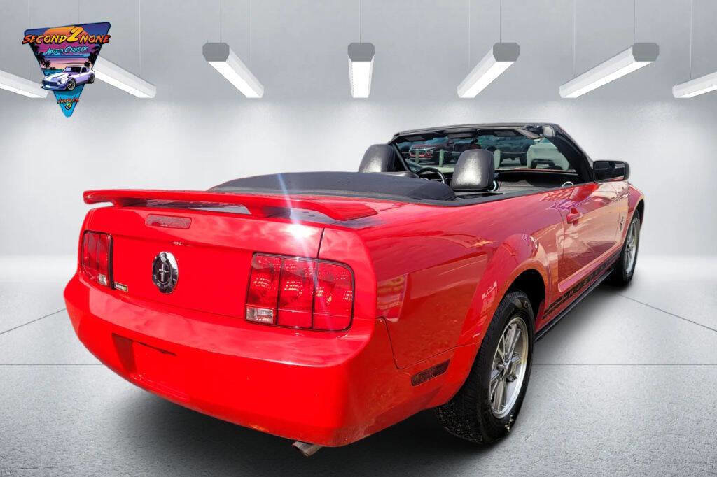Used 2005 Ford Mustang Premium RWD image 5