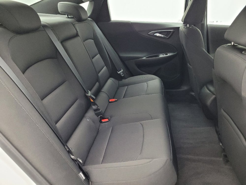 Used 2018 Chevrolet Malibu LS image 19