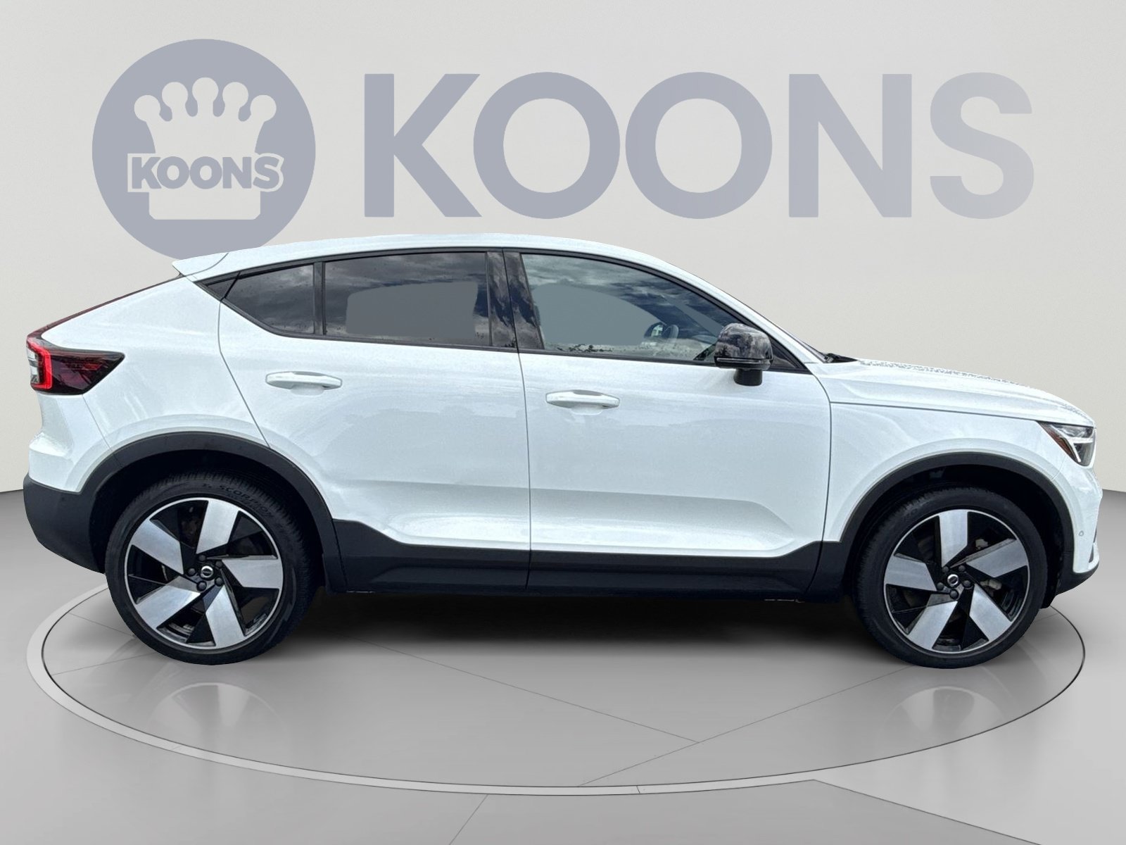 Certified 2023 Volvo C40 P8 Recharge Ultimate w/ Protection Package Premier AWD/4WD image 8