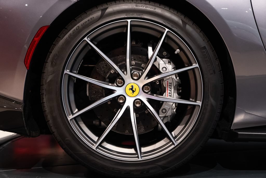 Certified 2021 Ferrari 812 GTS RWD image 16