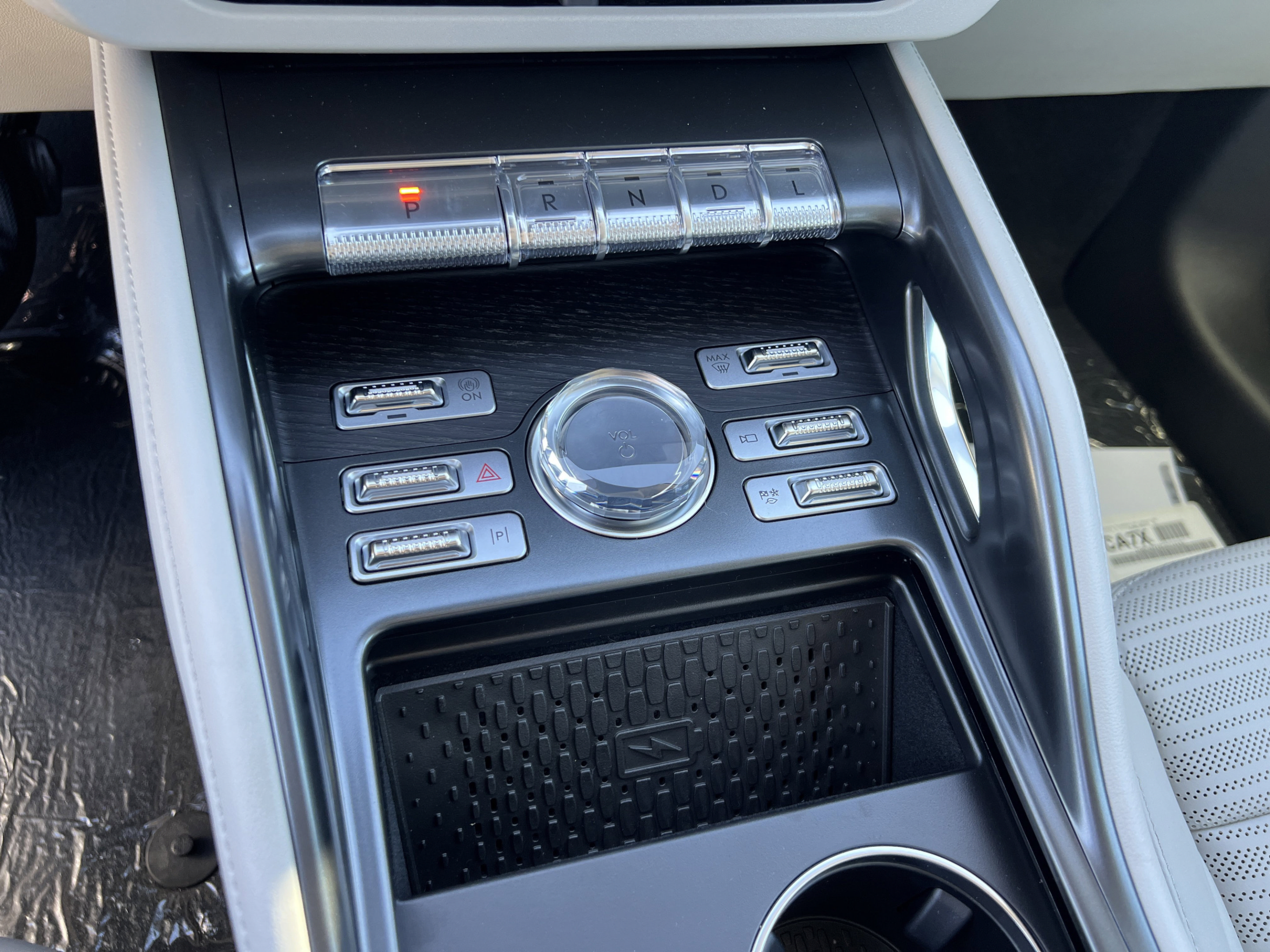 New 2026 Lincoln Nautilus Reserve AWD/4WD image 17
