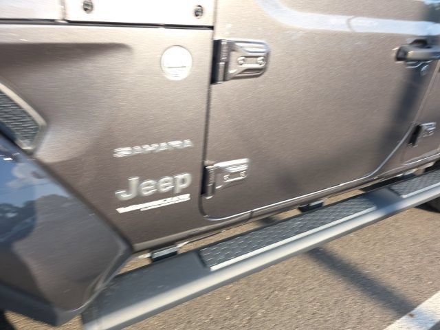 Used 2020 Jeep Wrangler Unlimited Sahara AWD/4WD image 10