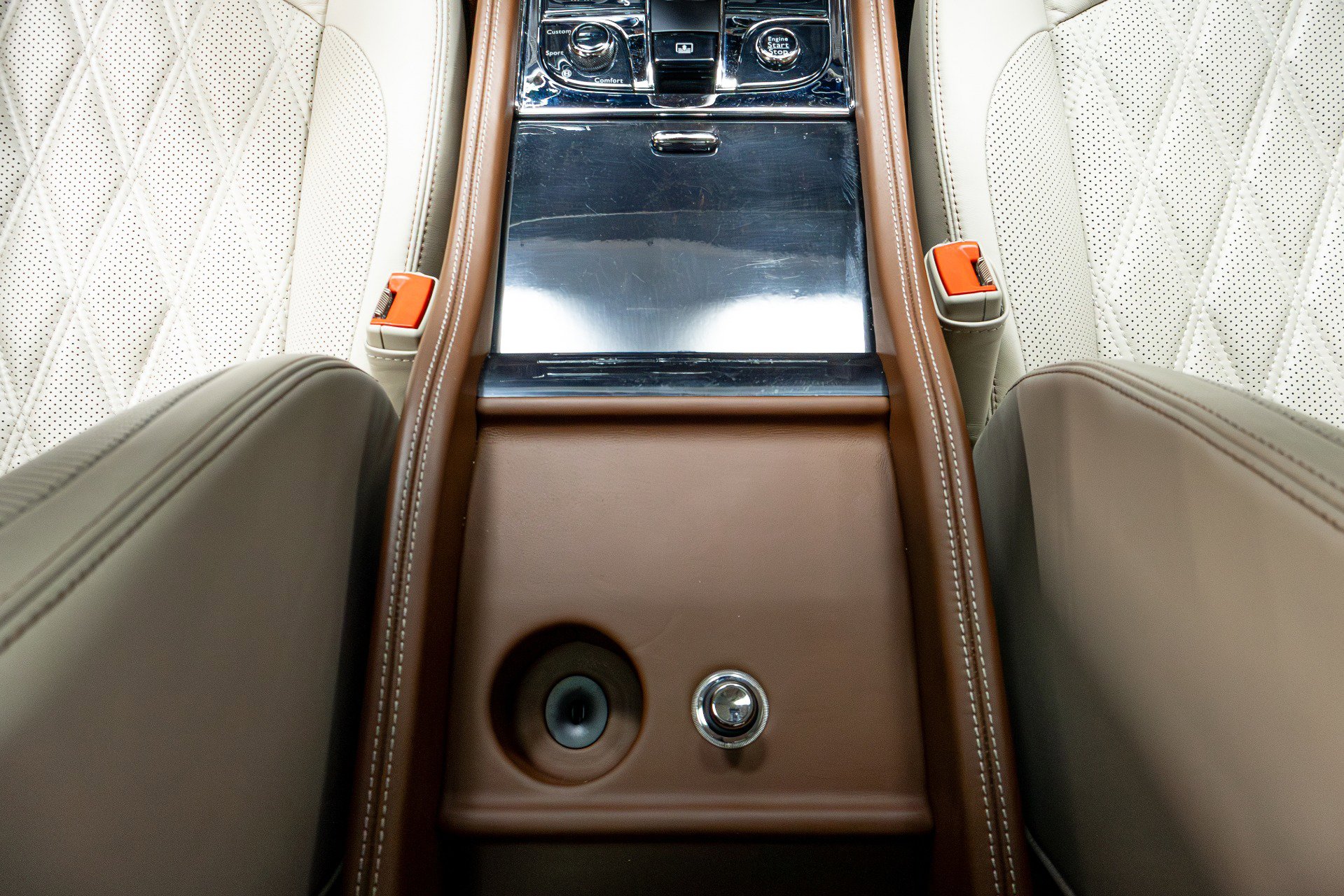 Used 2017 Bentley Mulsanne Speed image 39