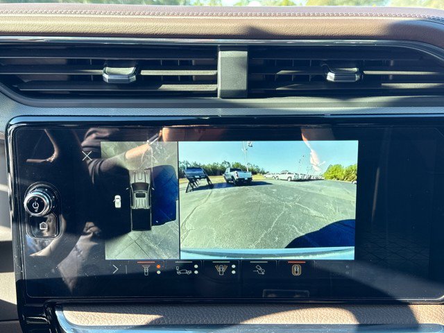 Used 2024 GMC Sierra 2500 Denali w/ Denali Reserve Package image 25