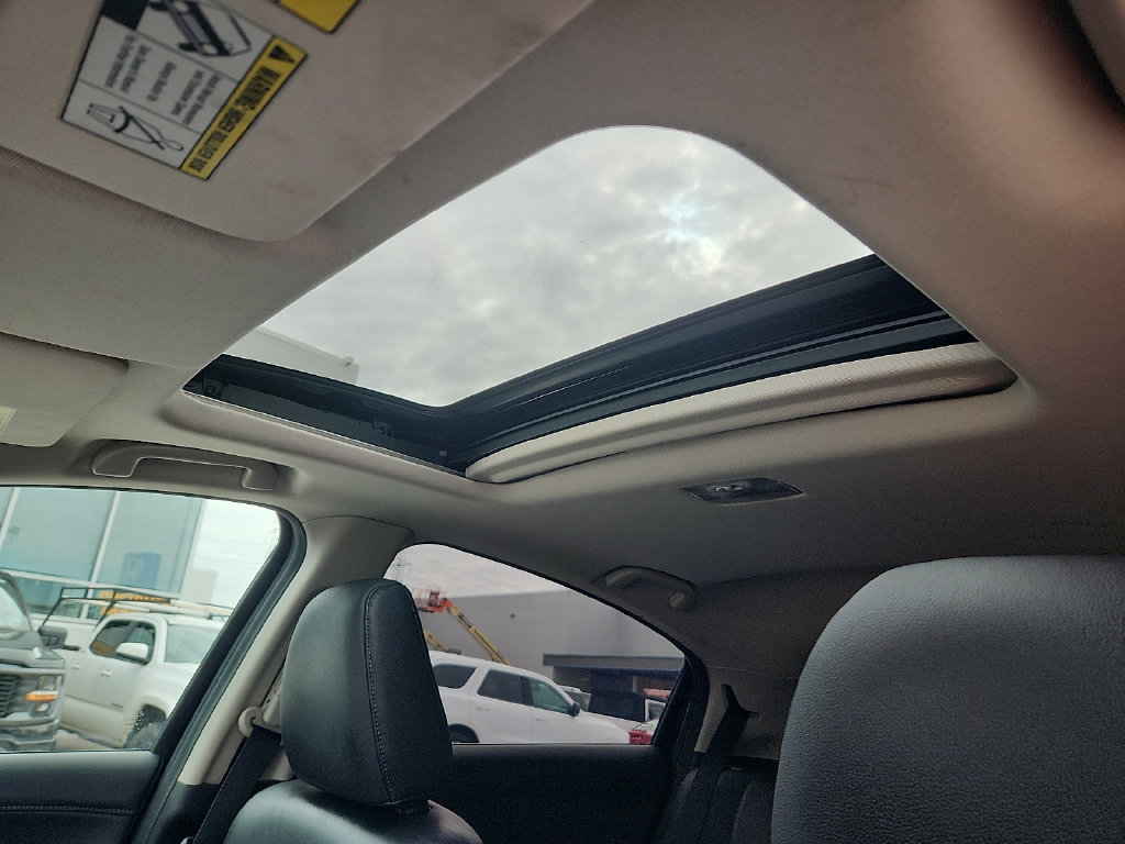 Used 2017 Honda HR-V EX-L image 9