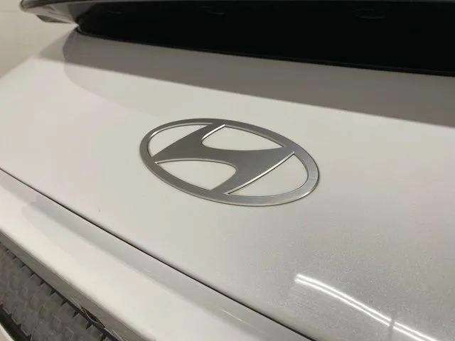 Used 2025 Hyundai Ioniq 6 SEL RWD image 85