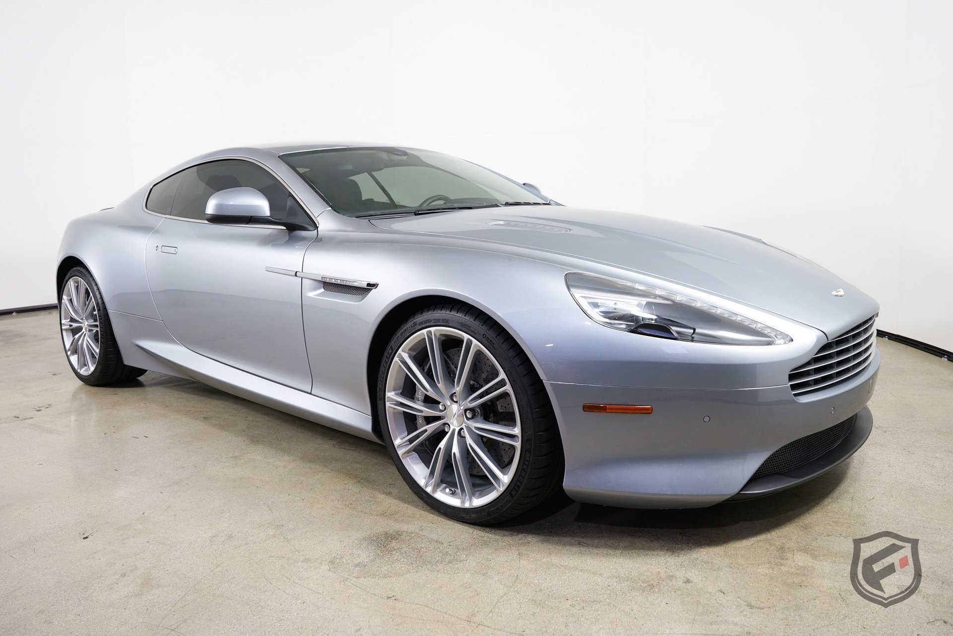 Used 2014 Aston Martin DB9 Coupe image 1