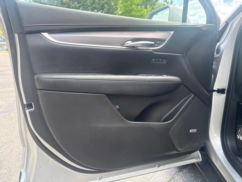 Used 2019 Cadillac XT5 Premium Luxury AWD/4WD image 13