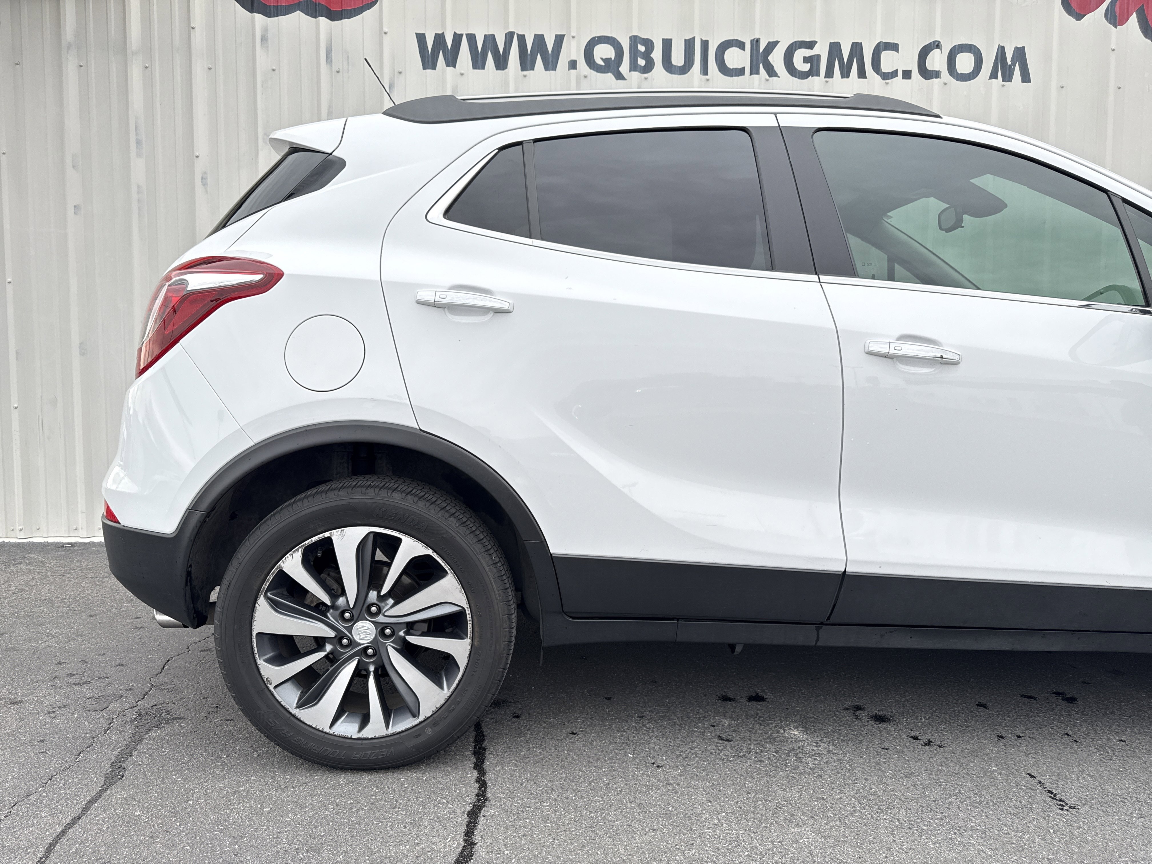 Used 2021 Buick Encore Preferred image 22