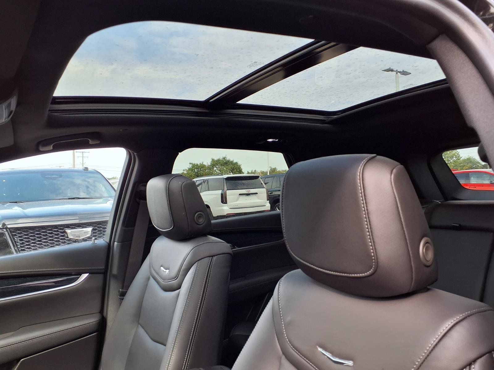 New 2026 Cadillac XT5 Premium Luxury AWD/4WD image 16
