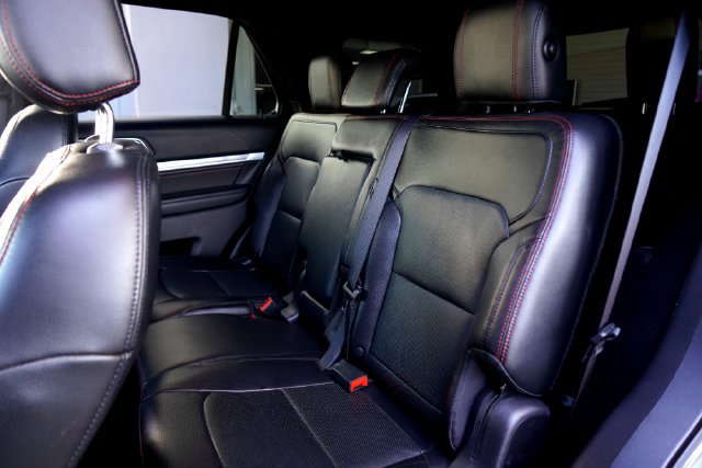 Used 2016 Ford Explorer Sport AWD/4WD image 30