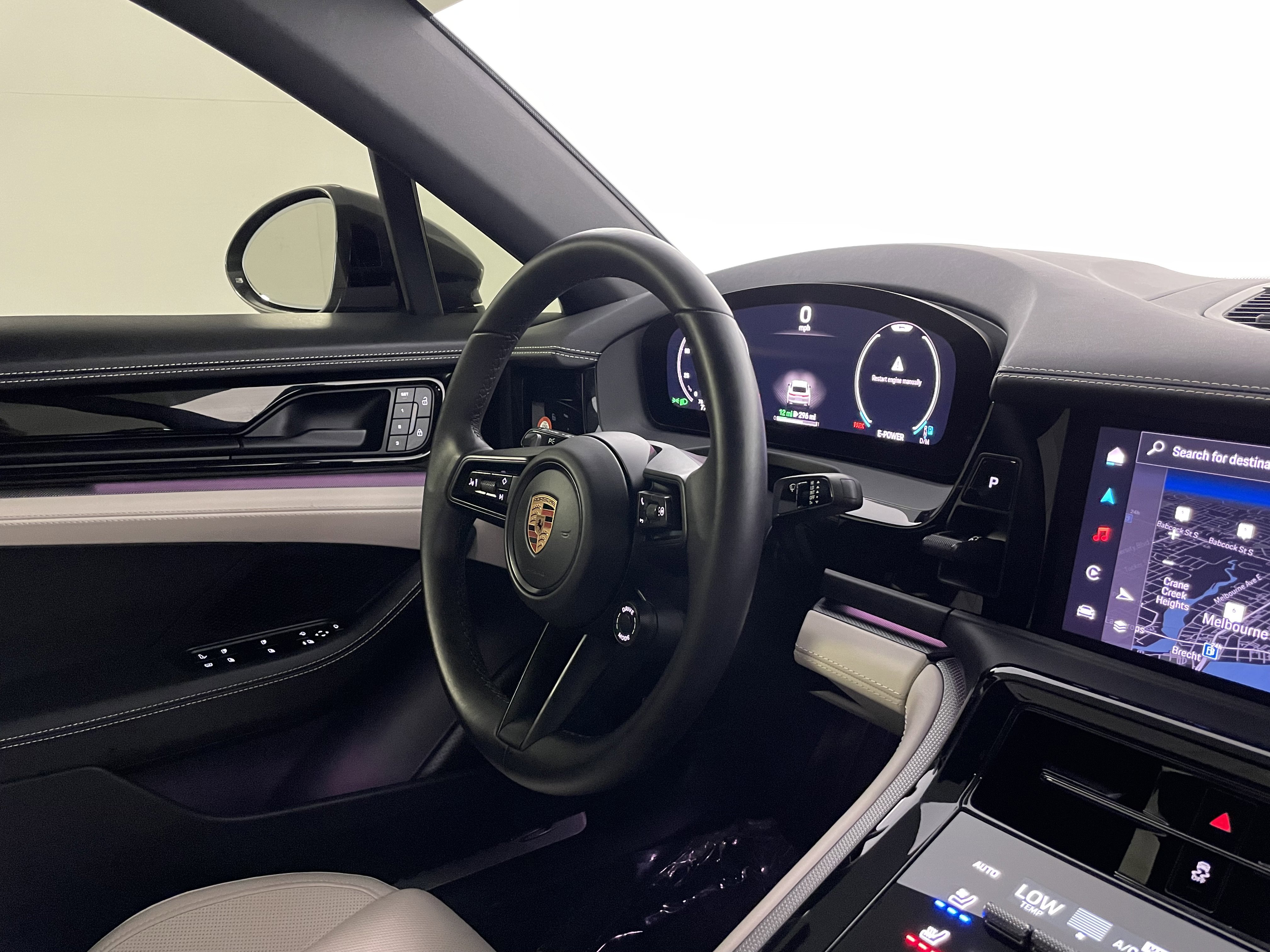 Certified 2025 Porsche Panamera 4S image 12