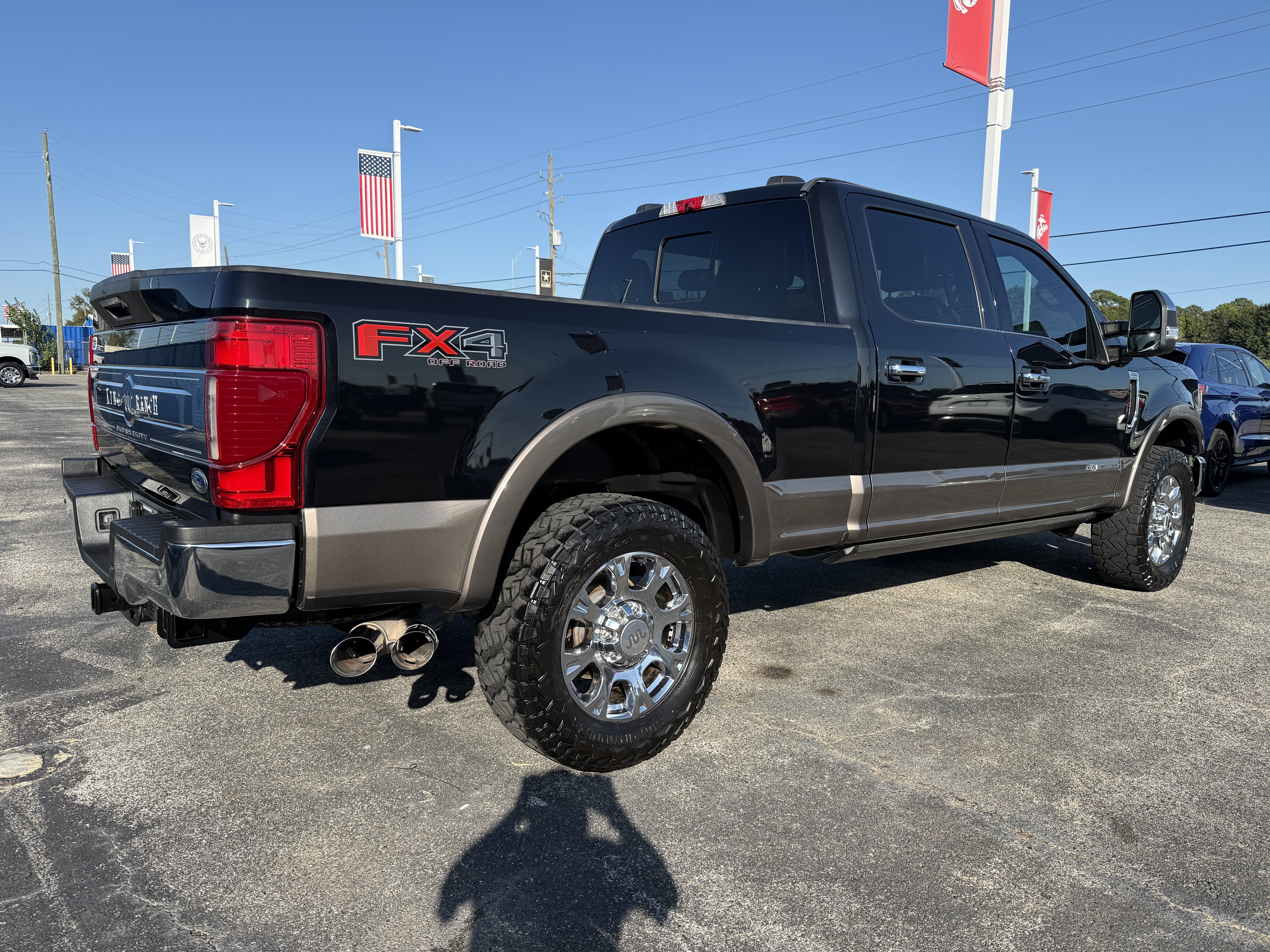 Used 2021 Ford F250 King Ranch w/ King Ranch Ultimate Package AWD/4WD image 2