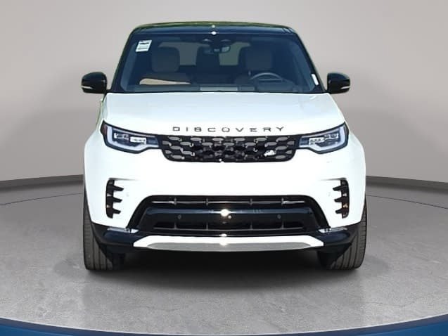 Certified 2025 Land Rover Discovery Dynamic SE AWD/4WD image 2