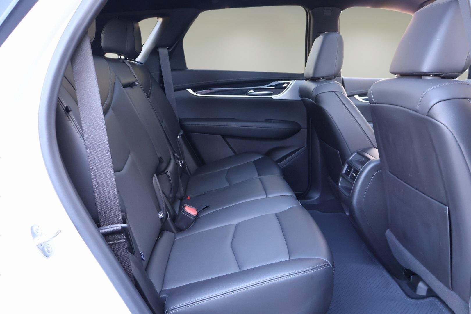 Certified 2025 Cadillac XT5 Premium Luxury image 18