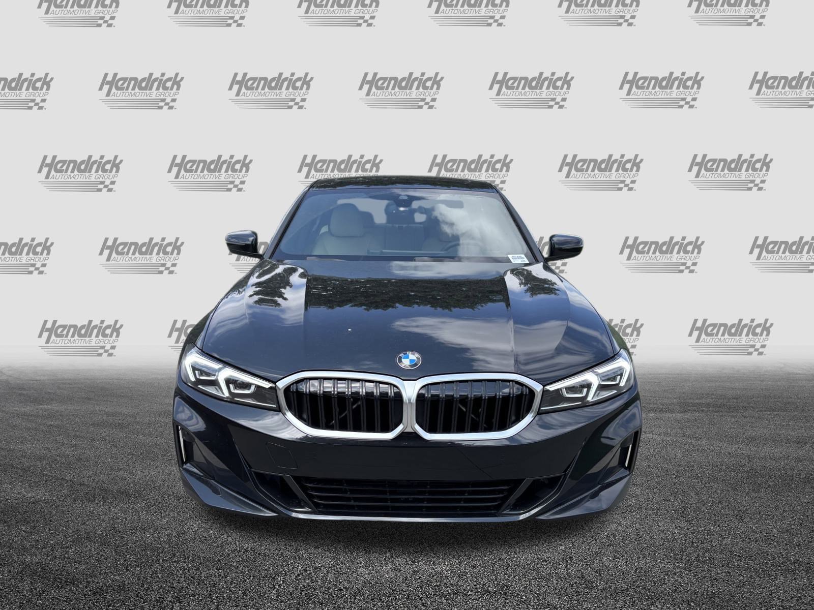 Used 2025 BMW 330i xDrive Sedan w/ Premium Package AWD/4WD image 3