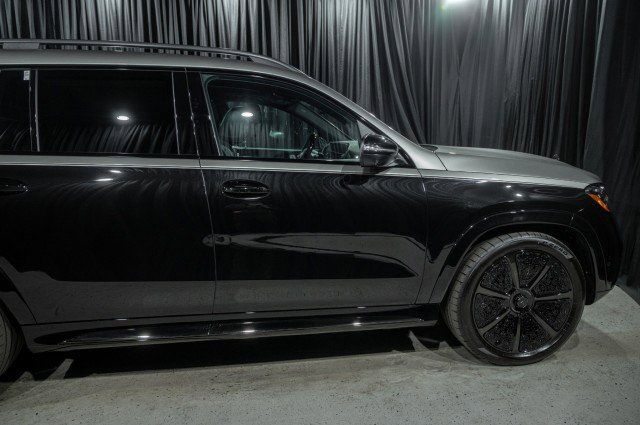New 2026 Mercedes-Benz Maybach GLS 600 4MATIC image 4