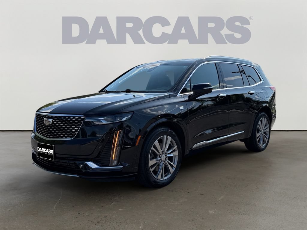 Used 2023 Cadillac XT6 Premium Luxury AWD/4WD image 2