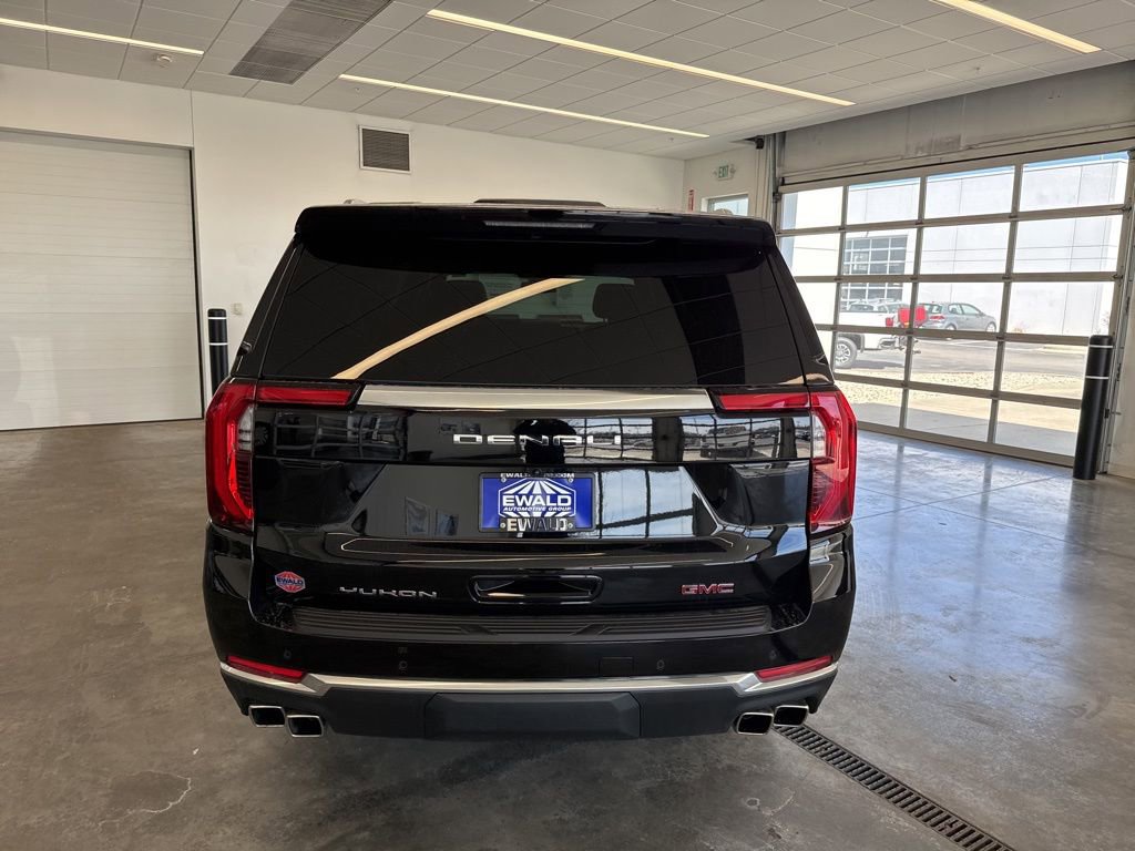 Certified 2025 GMC Yukon XL Denali w/ Sun & Power Step Package AWD/4WD image 4