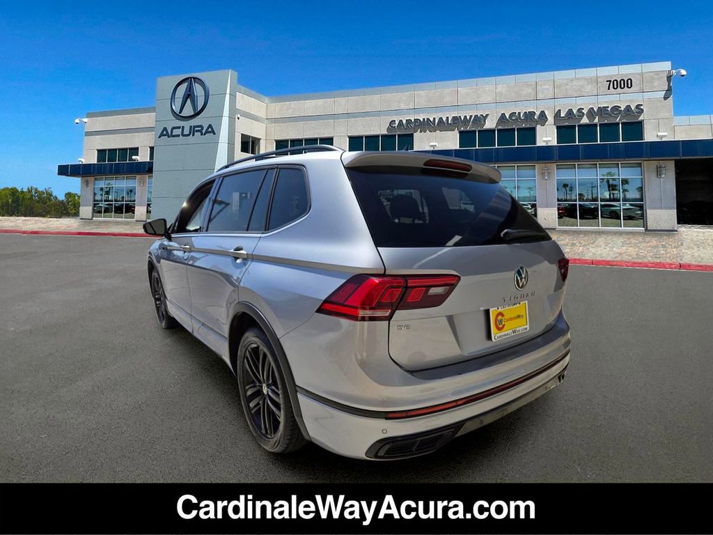 Used 2022 Volkswagen Tiguan SE R-Line FWD image 4