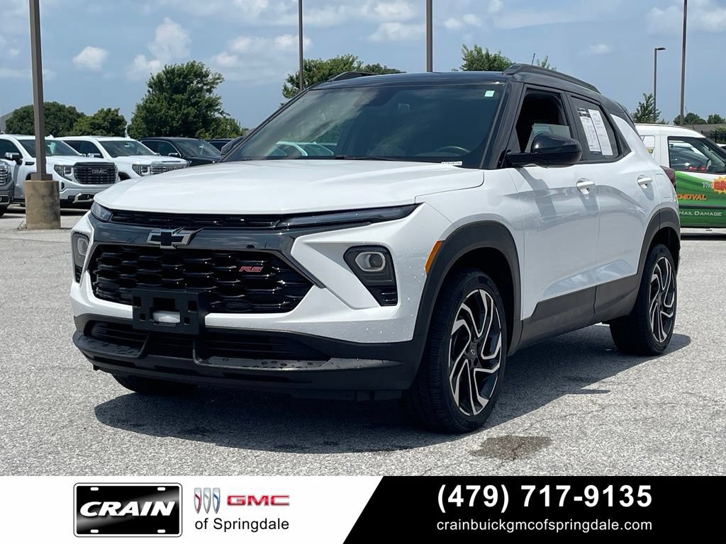 Used 2024 Chevrolet TrailBlazer RS w/ Driver Confidence Package AWD/4WD image 3