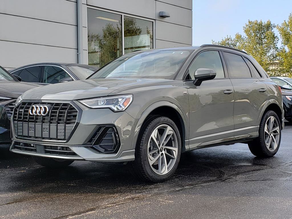 New 2025 Audi Q3 2.0T Premium