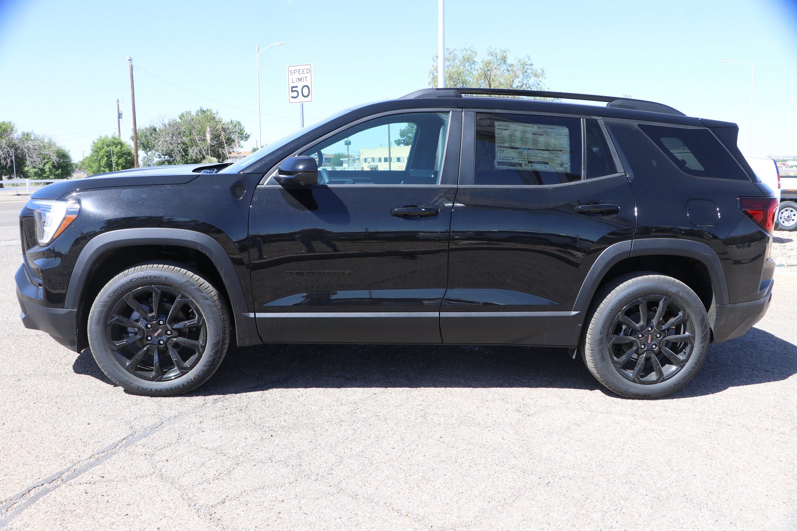 New 2026 GMC Terrain Elevation FWD image 4