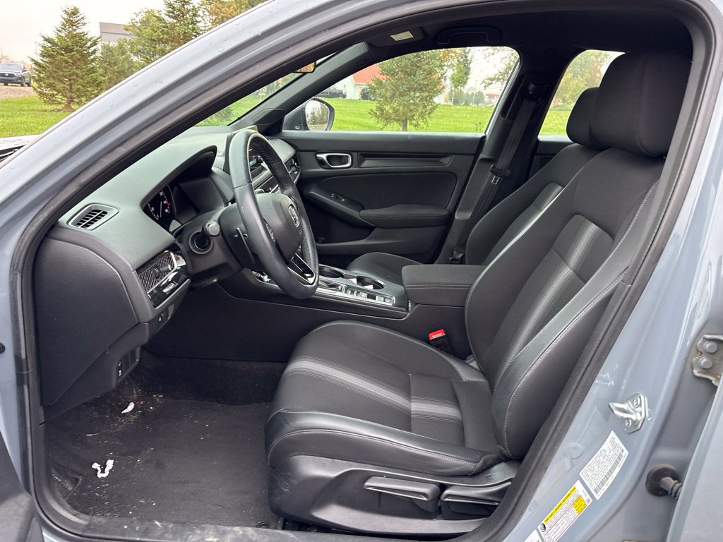 Used 2023 Honda Civic Sport image 14