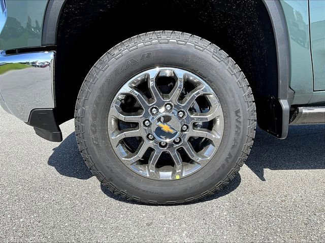 New 2026 Chevrolet Silverado 2500 LTZ w/ LTZ Premium Package AWD/4WD image 7