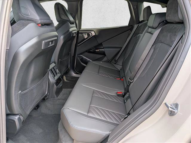 New 2026 BMW X3 xDrive30i w/ Premium Package AWD/4WD image 17