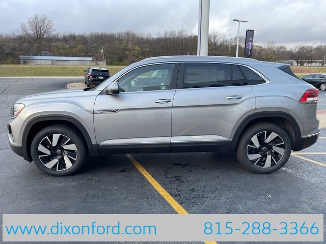 New 2025 Volkswagen Atlas Cross Sport SEL image 4