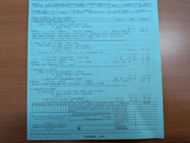 Used 2021 Cadillac Escalade ESV Sport Platinum image 2