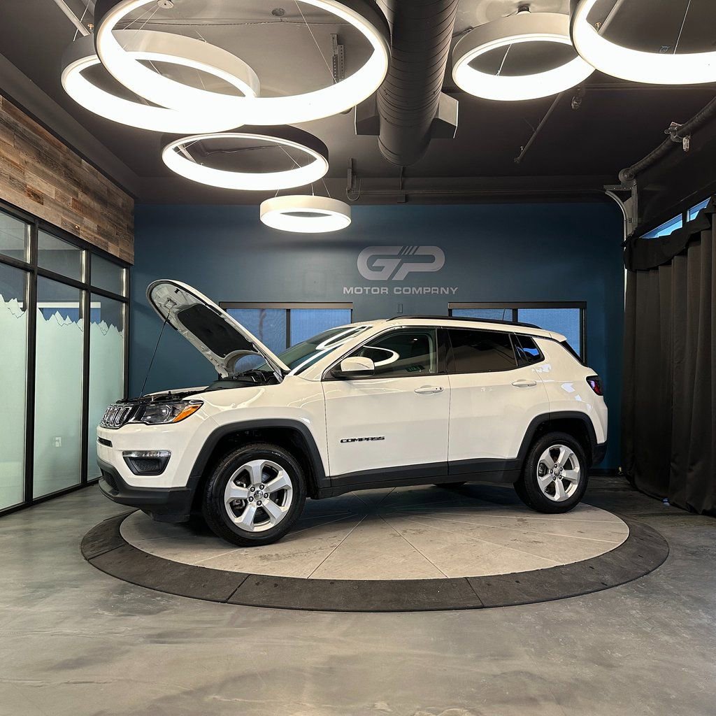 Used 2021 Jeep Compass Latitude w/ Convenience Group AWD/4WD image 23