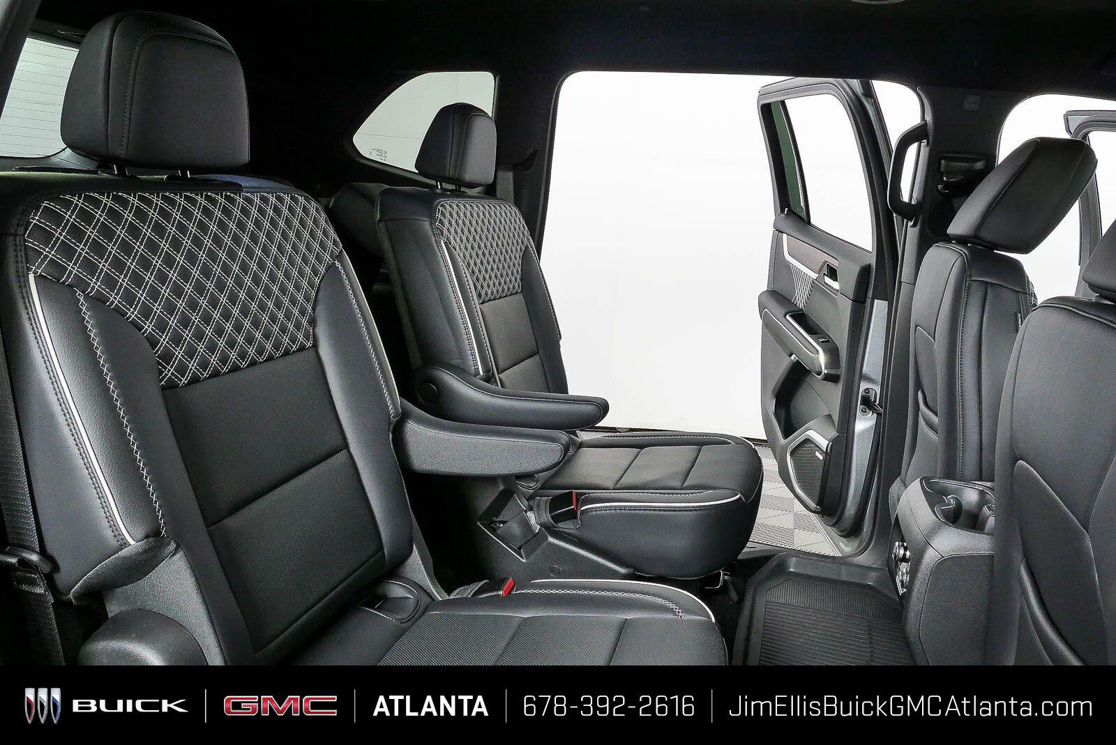 New 2026 GMC Acadia Denali w/ Super Cruise Package FWD image 23