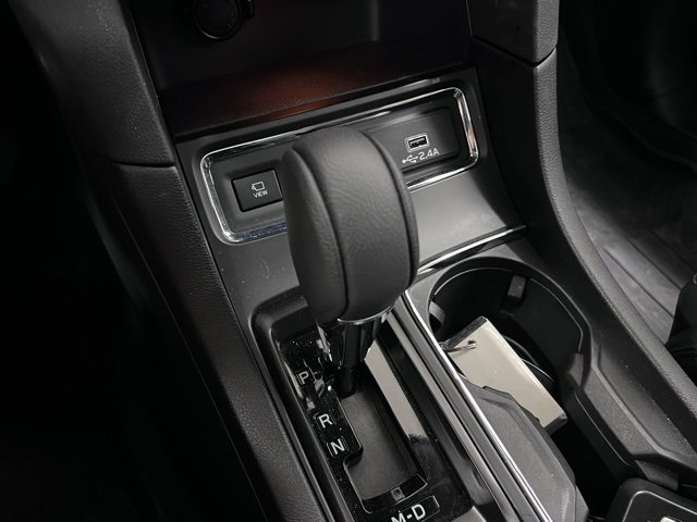 Used 2025 Subaru Ascent Bronze Edition image 9