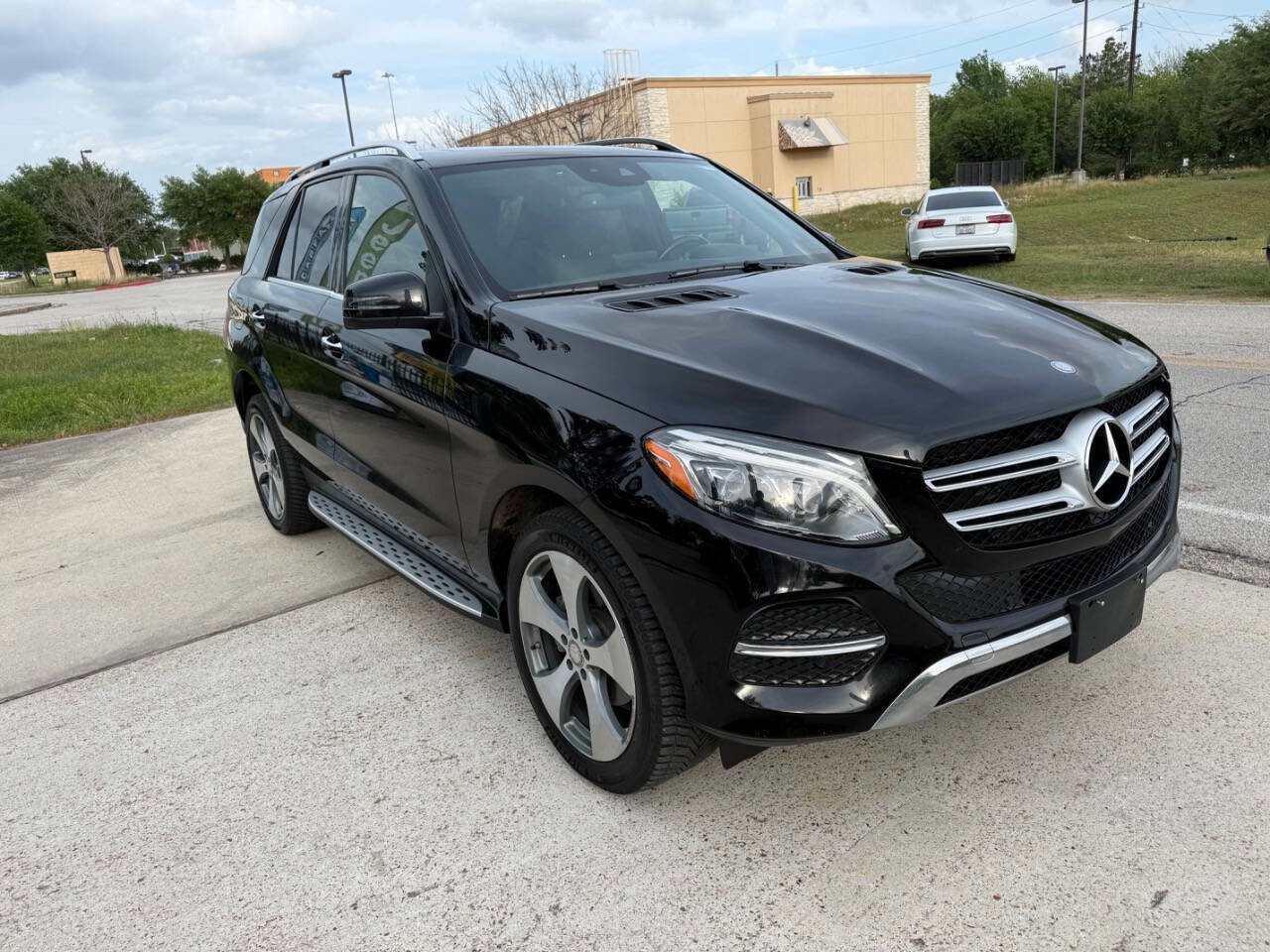 Used 2016 Mercedes-Benz GLE 300d 4MATIC image 5