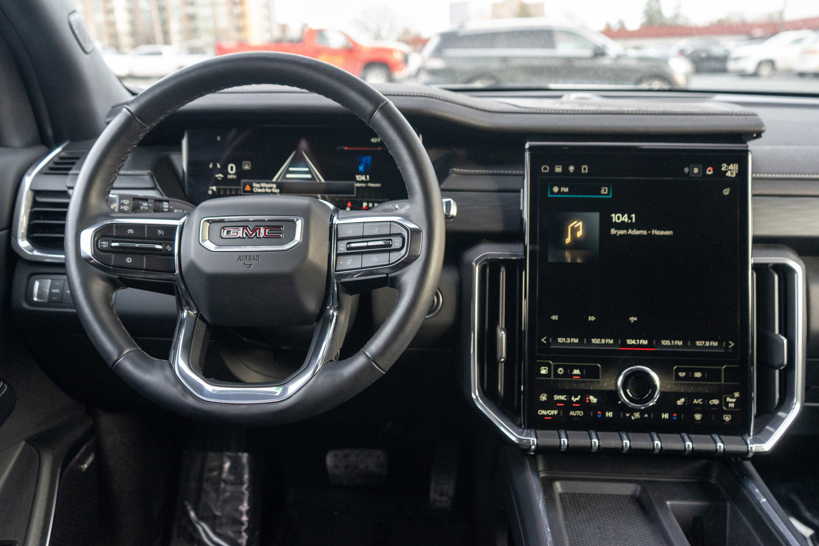 Used 2024 GMC Acadia Elevation image 13