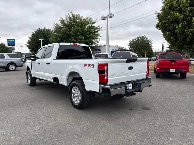 Used 2023 Ford F350 XLT w/ 360-Degree Camera Package AWD/4WD image 3