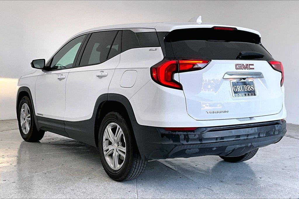 Used 2020 GMC Terrain SLE FWD image 15