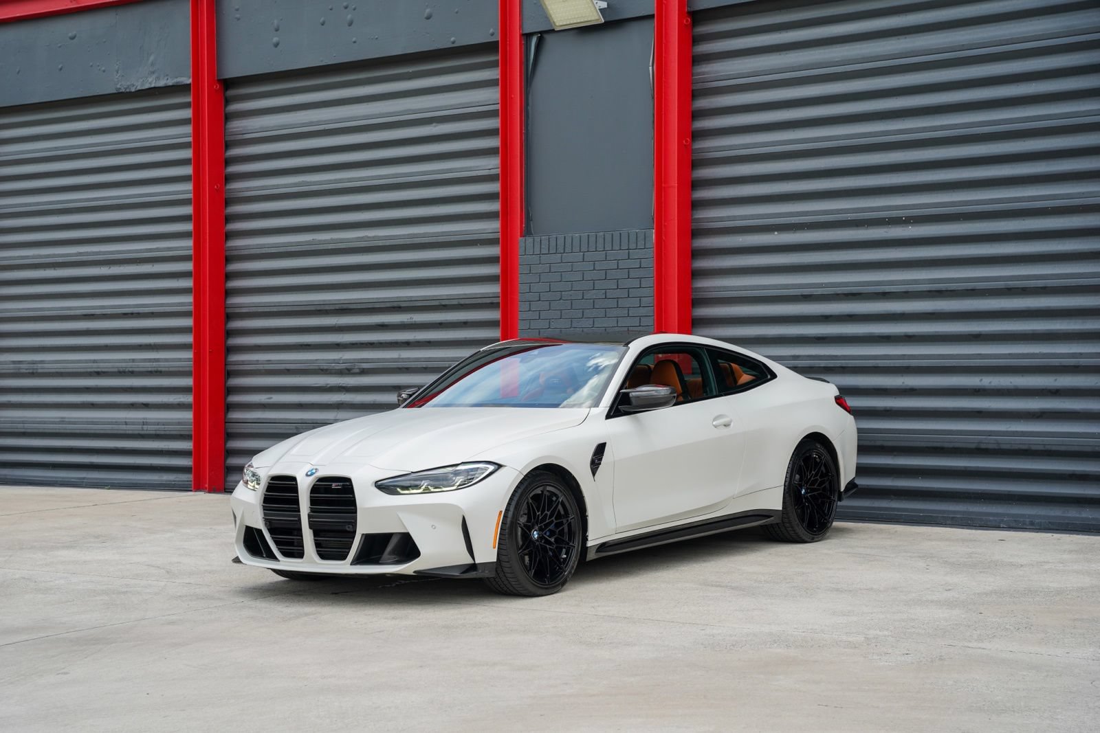 Used 2022 BMW M4 Competition w/ M Carbon Exterior Package RWD video 1